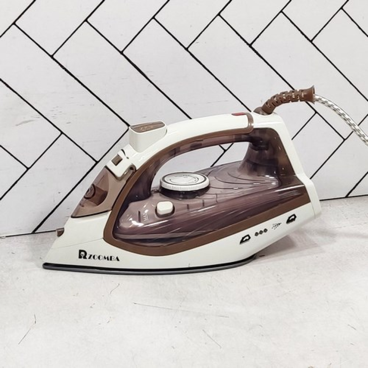 اتو بخار زومبا مدل ZB-258 کف سرامیک